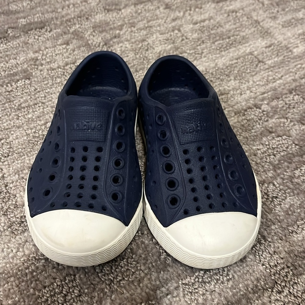 Native Shoes Kids Navy Blue Slip-On Water Shoes with White Toe